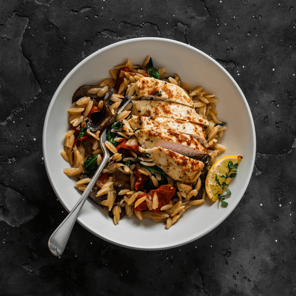 Zitronen-Thymian-Hähnchen mit Mediterranem Orzo