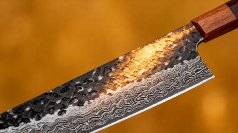 Messer-Qualität verstehen: Was HRC, Lagenzahl und VG-10 wirklich bedeuten